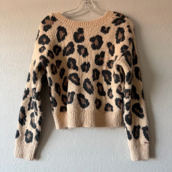 Victoria Secret PINK, Womens Brown Leopard Print Fuzzy Sweater, Size XS - Picture 6 of 6